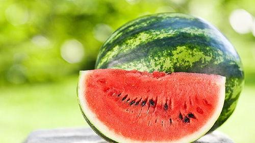 吃瓜是西瓜吗,揭秘“吃瓜”一词的多重含义