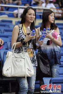 石家庄新娘结婚吃瓜,吃瓜群众围观婚礼盛况