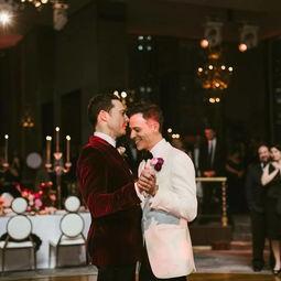 星汉灿烂婚宴吃瓜群众