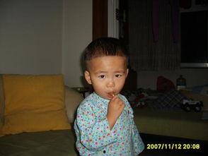 吃瓜娃子洪濑,吃瓜娃子洪濑的传奇故事