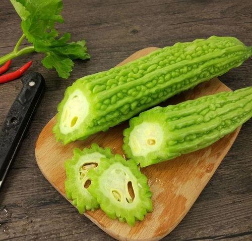 韩城吃瓜图片,趣味横生的市井生活剪影