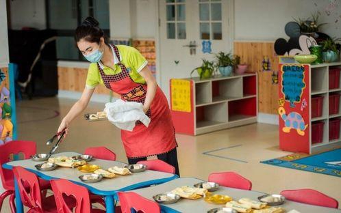 南京幼师吃瓜,揭秘校园里的“瓜田”风云