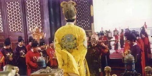 古代上朝吃瓜,揭秘古代上朝时瓜果佳肴背后的故事