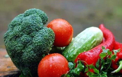 梦见很多瓜都在吃,瓜果飘香，尽享丰收盛宴